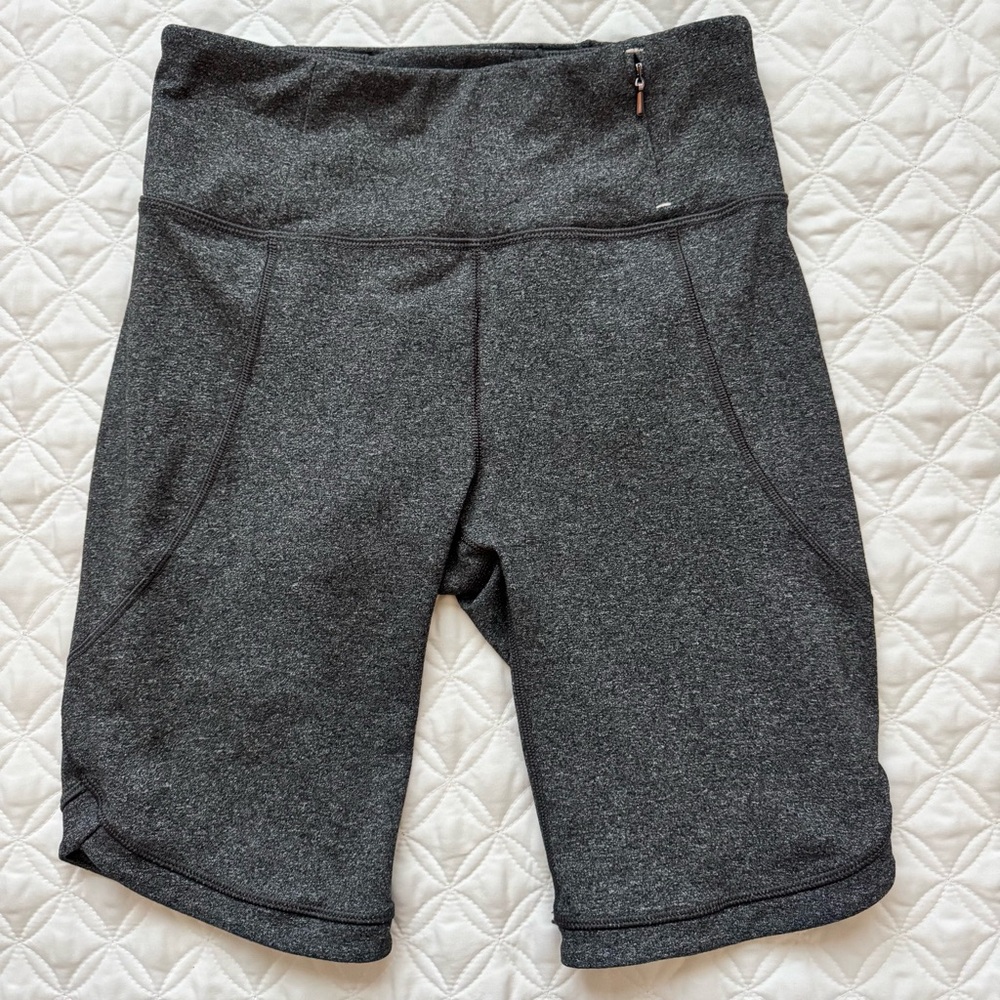 CALIA by Carrie Underwood Essential High-Rise Bermuda Bike Shorts Gray Size S